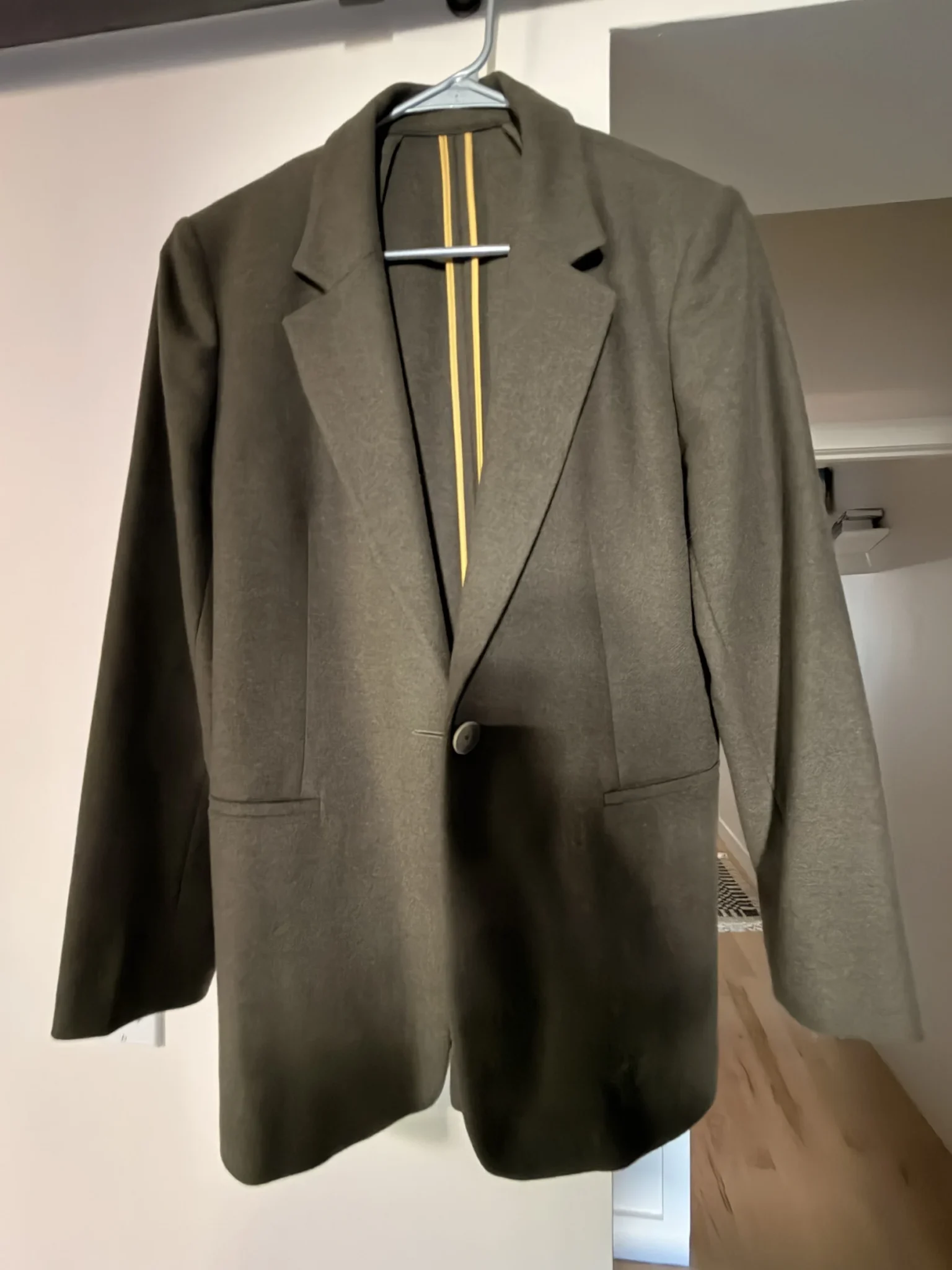 Featured image for Brown blazer