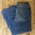Featured thumbnail for Jean jambe large Contemporaine (Simons)