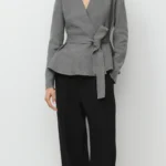 Featured thumbnail for Aritzia | cardigan wrap noir