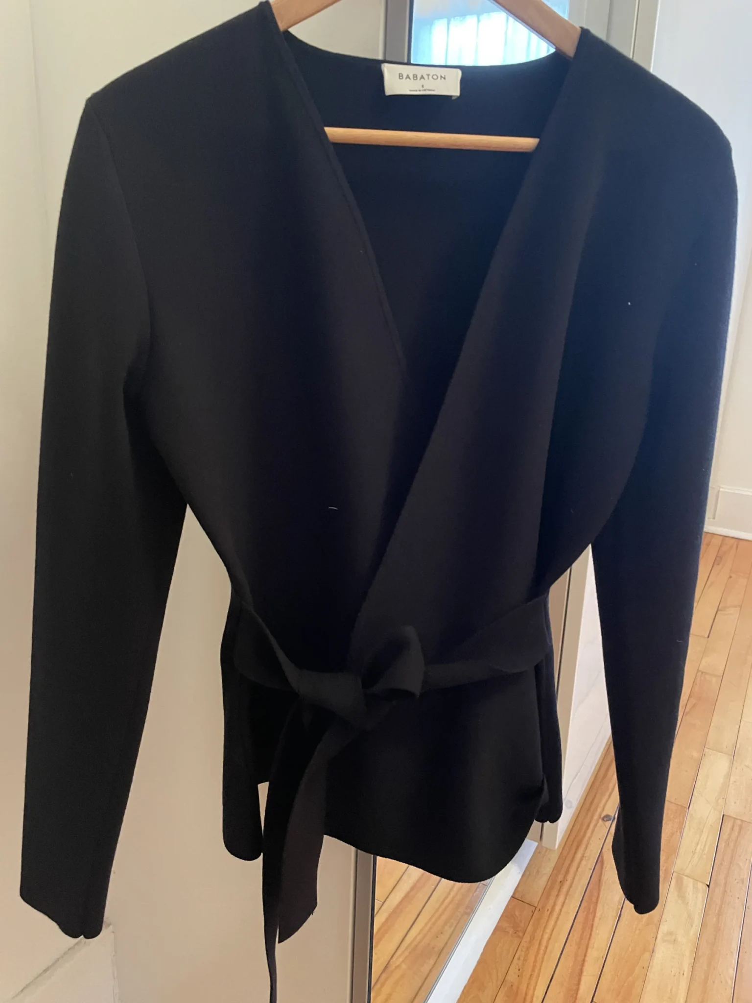 Image for Aritzia | cardigan wrap noir
