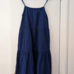 Featured thumbnail for Robe bleue sans manche Uniqlo fille