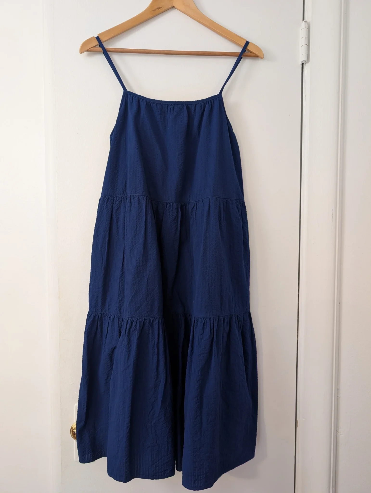 Featured image for Robe bleue sans manche Uniqlo fille