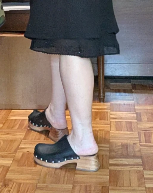 Image for Sabots noirs cloutés Mango taille 37