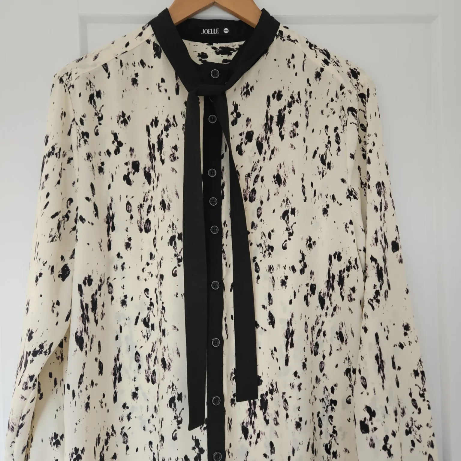 Image for JOELLE tunic top