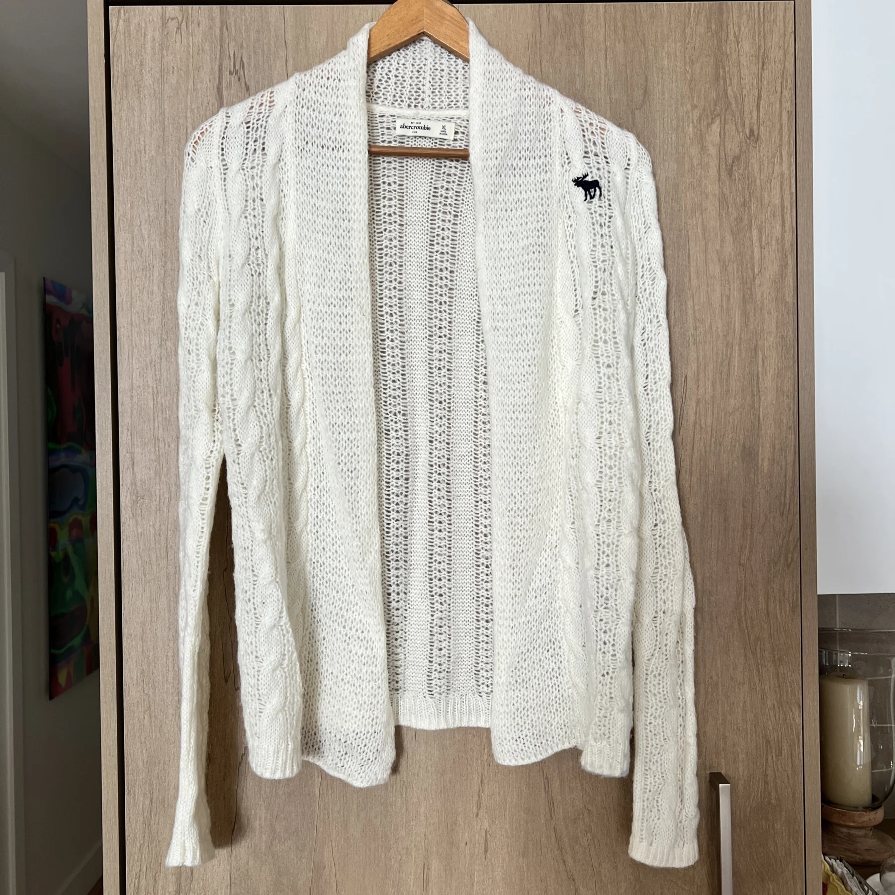 Comfortable White Abercrombie & Fitch Wool Cardigan Abercrombie and Fitch seconde main