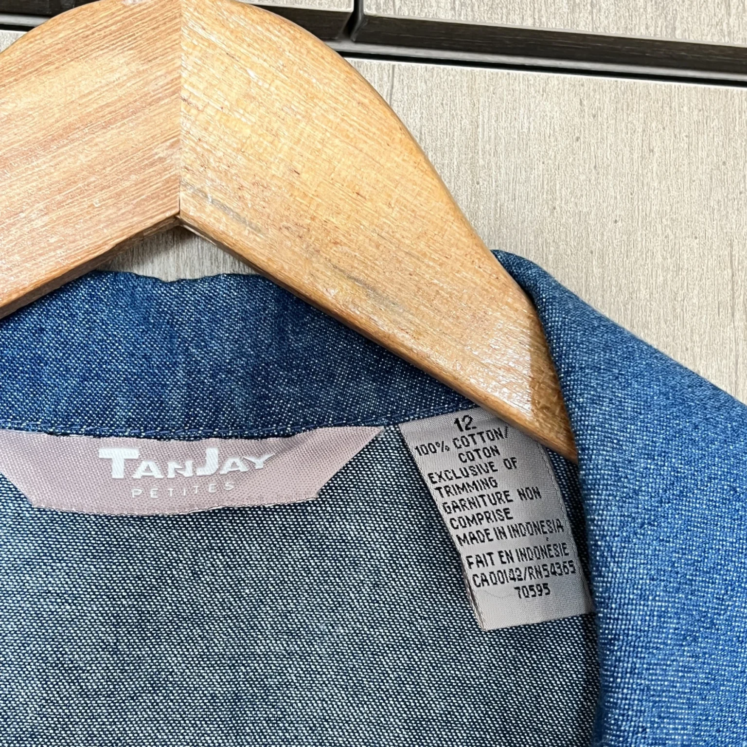 Image for Vintage sleeveless denim blouse
