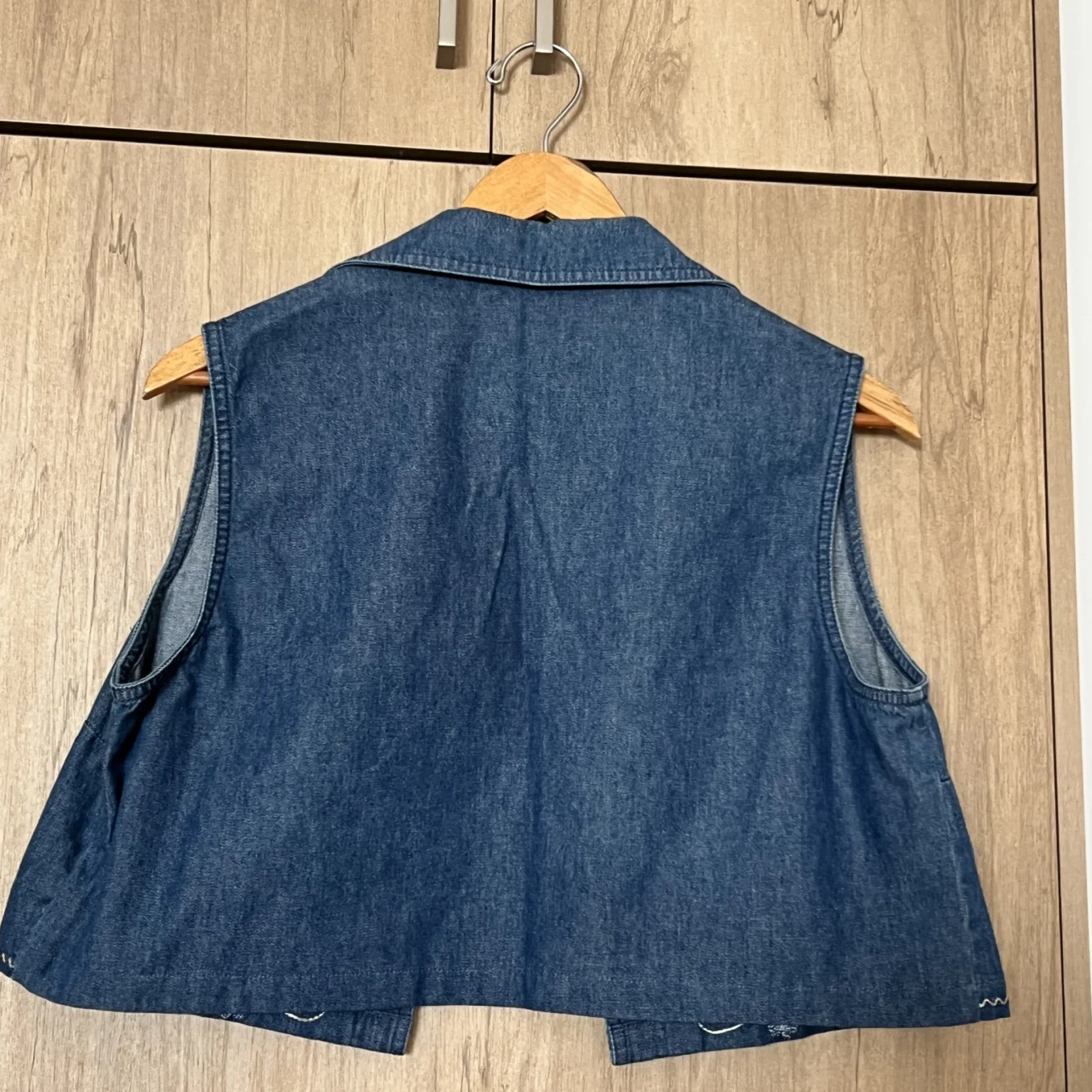 Image for Vintage sleeveless denim blouse