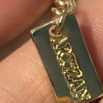 Thumbnail for Collier plastron doré et blanc signé ARTIZAN - Excellent état
