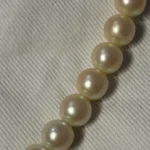 Thumbnail for Marvella vintage pearl necklace with a gold-coloured rhinestone pendant
