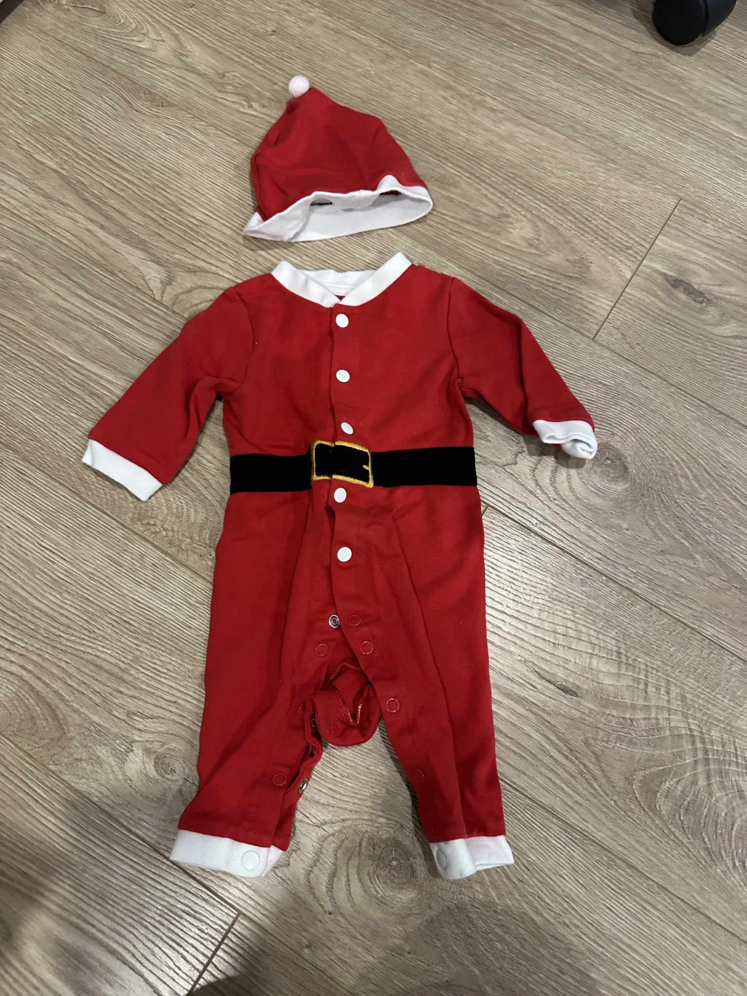 Featured image for Christmas Newborn Set