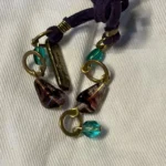 Thumbnail for Superbe collier statement de la marque Jenny Isabel!