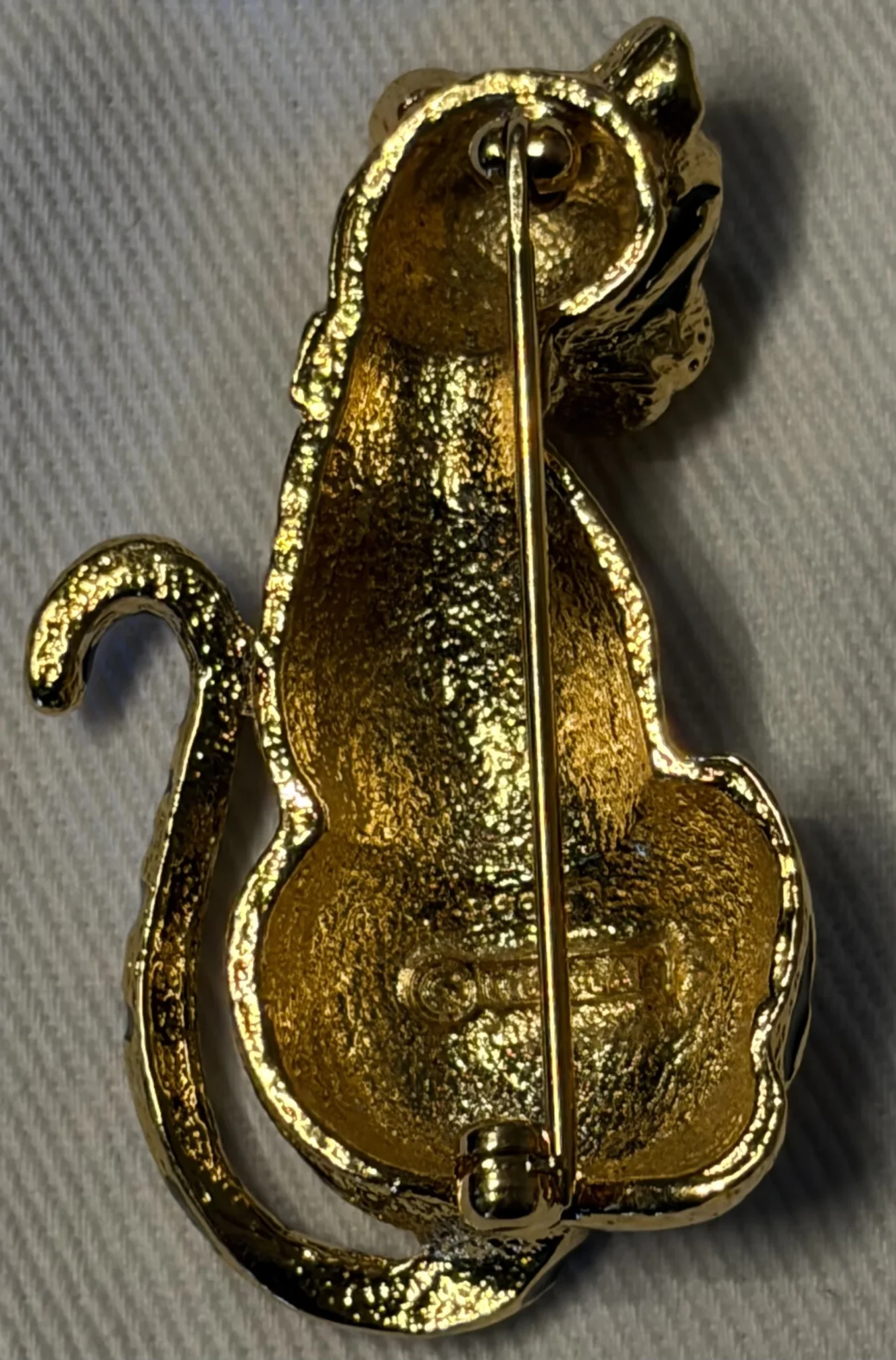 Image for Broche Léopard Vintage D'Orlan - Triple Plaqué Or 22k et Émail - Signée