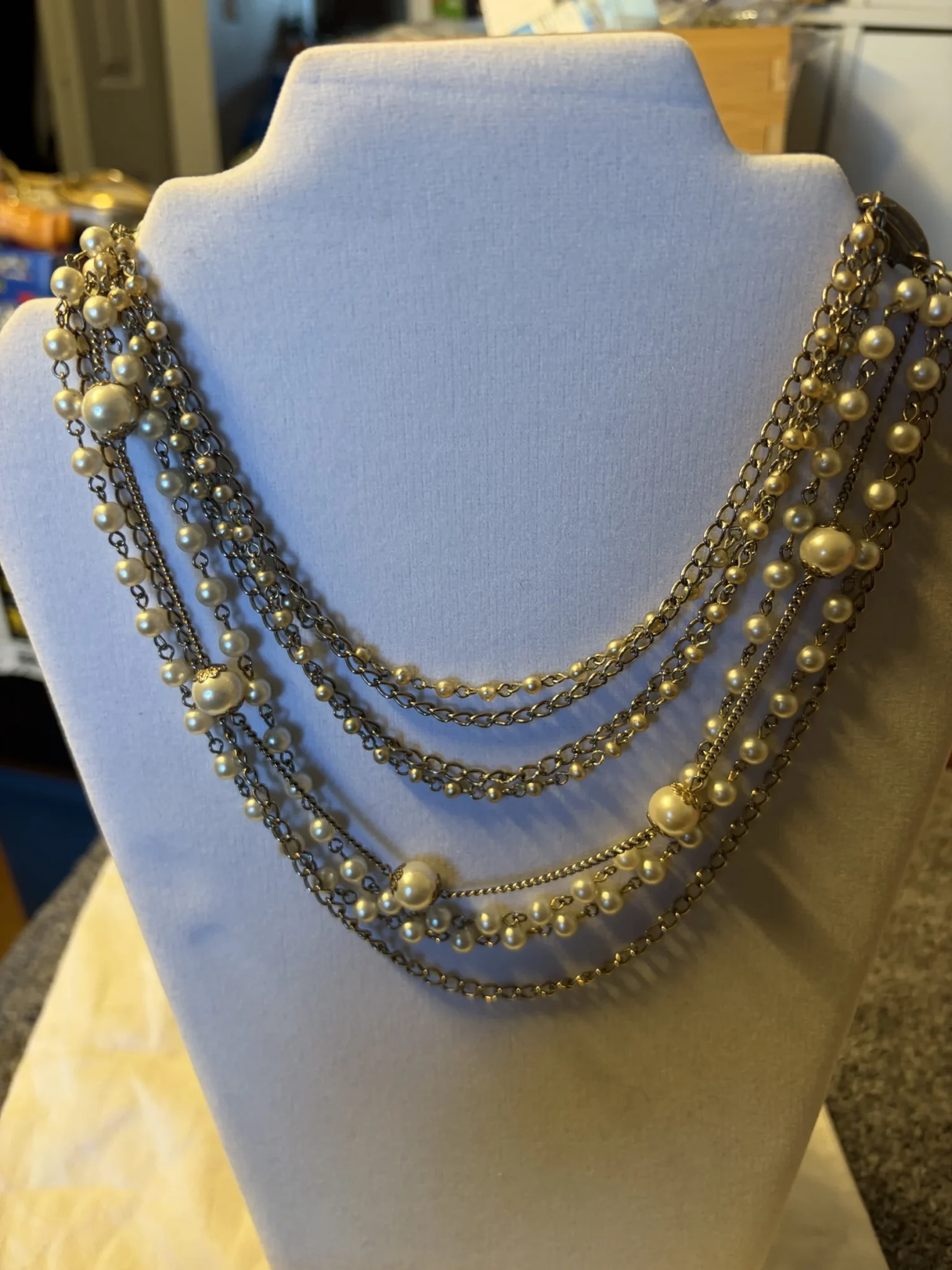 Featured image for Collier Vintage Cascade Multi-rangs Signé CORO - Années 1950/60