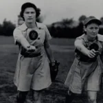 Thumbnail for Robe de baseball - Équipe des Pêches