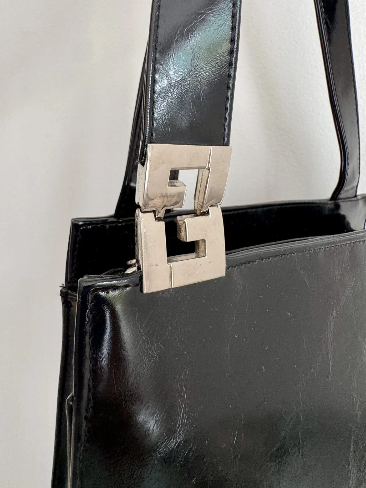 Image for Venetto Black Square Faux Patent Leather Bag – Vintage Y2K / 90s style