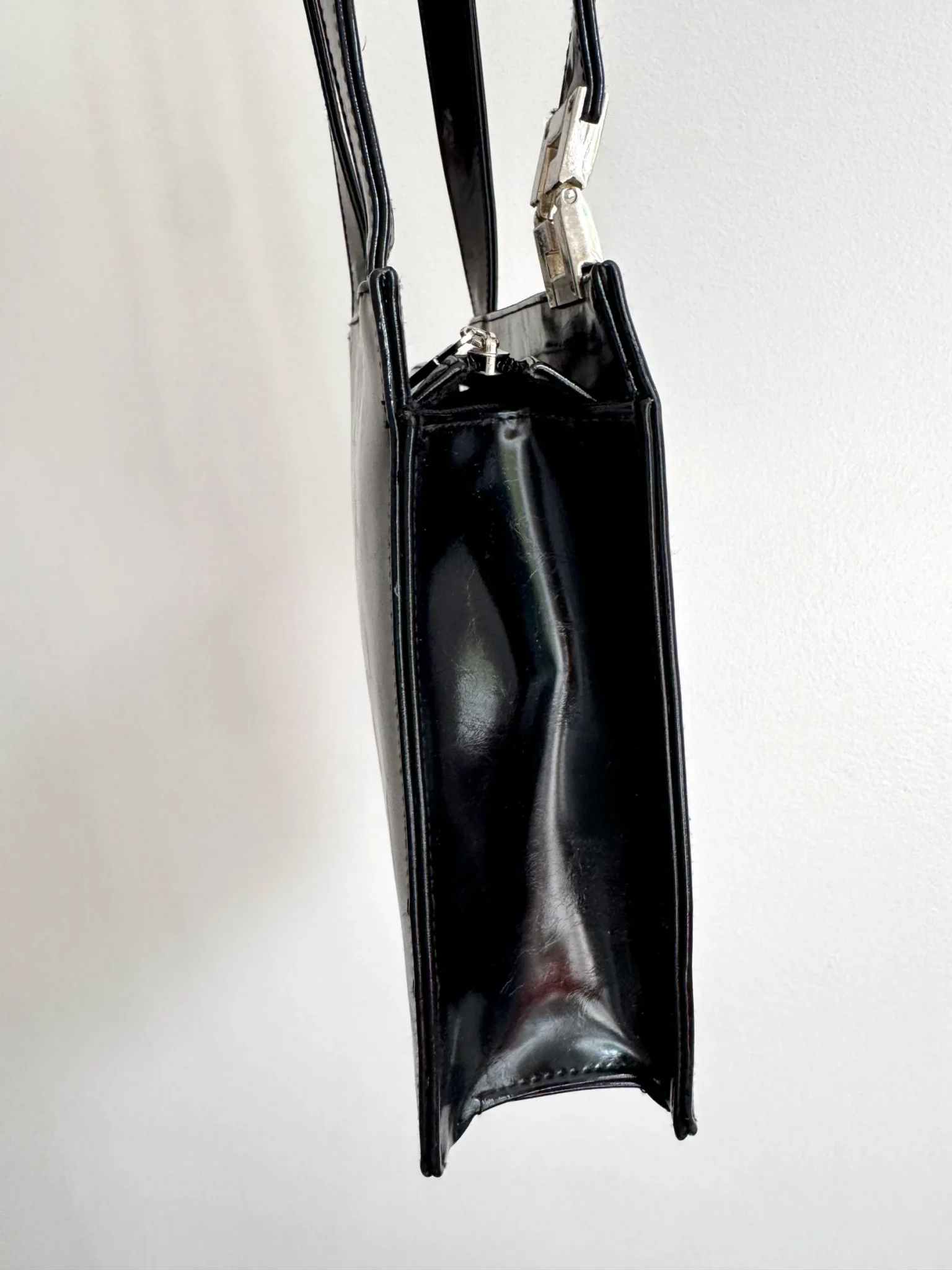 Image for Venetto Black Square Faux Patent Leather Bag – Vintage Y2K / 90s style