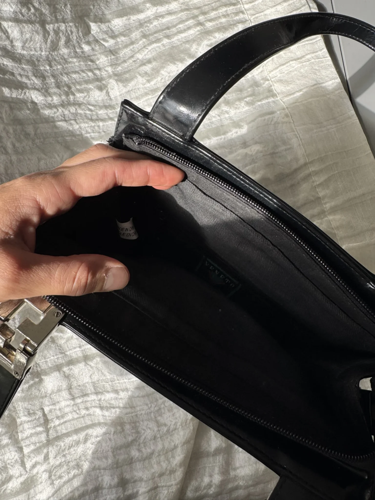 Image for Venetto Black Square Faux Patent Leather Bag – Vintage Y2K / 90s style