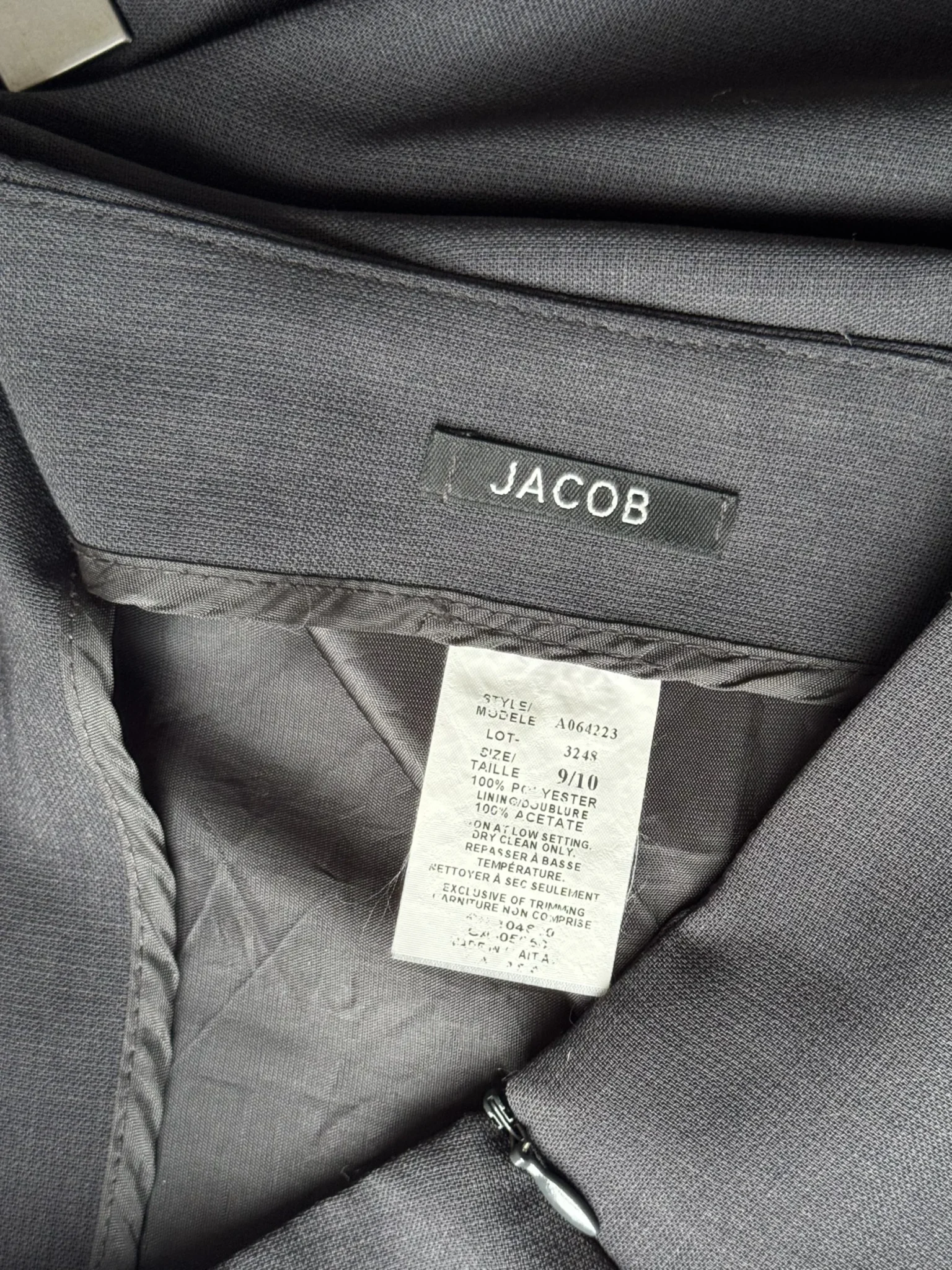 Image for Jupe midi grise en crêpe de chine coupe trompette et évasée  par JACOB Vintage /Y2K