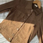 Thumbnail for Veste western ajustée marron en faux suède À l’affiche Vintage 90s (Fait au Canada) – Taille S