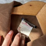 Thumbnail for Veste western ajustée marron en faux suède À l’affiche Vintage 90s (Fait au Canada) – Taille S