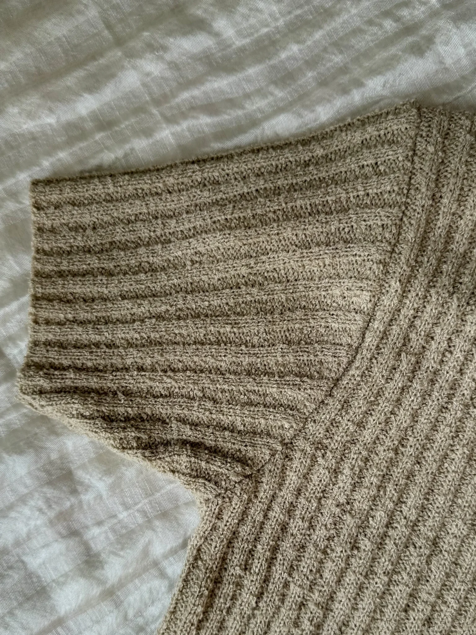 Image for Cardigan Y2K vintage côtelée beige à manches courtes Smart Set