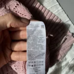 Thumbnail for Chandail  rose pastel en tricot ajouré col bateau – Taille M