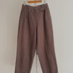 Featured thumbnail for Pantalon Taille Haute Vintage années 90s à Carreaux Bruns et Plis