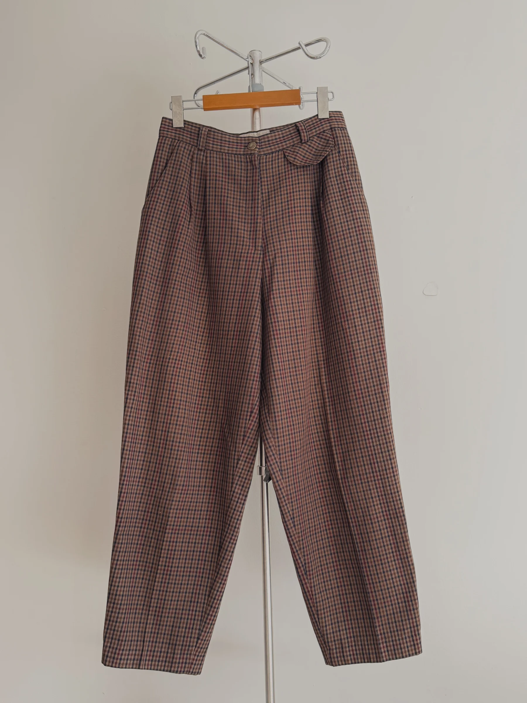 Pantalon Taille Haute Vintage années 90s à Carreaux Bruns et Plis Vintage seconde main