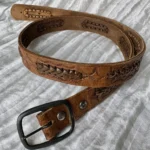 Featured thumbnail for Ceinture western brune vintage en cuir tressé et ciselé – Fait main au Mexique