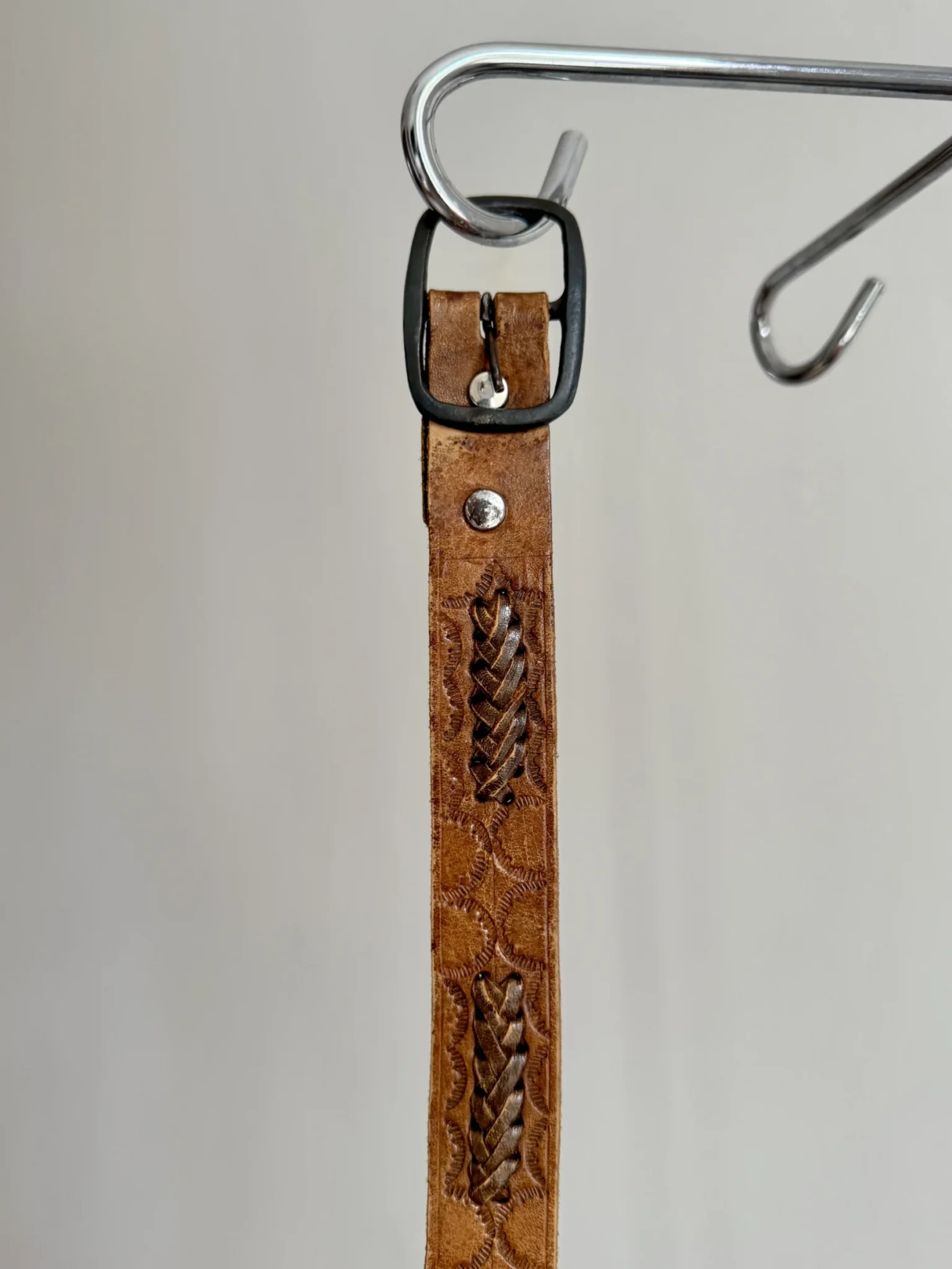 Image for Ceinture western brune vintage en cuir tressé et ciselé – Fait main au Mexique