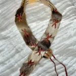 Featured thumbnail for Ceinture western vintage articulée en cuir et poil de veau brune et beige