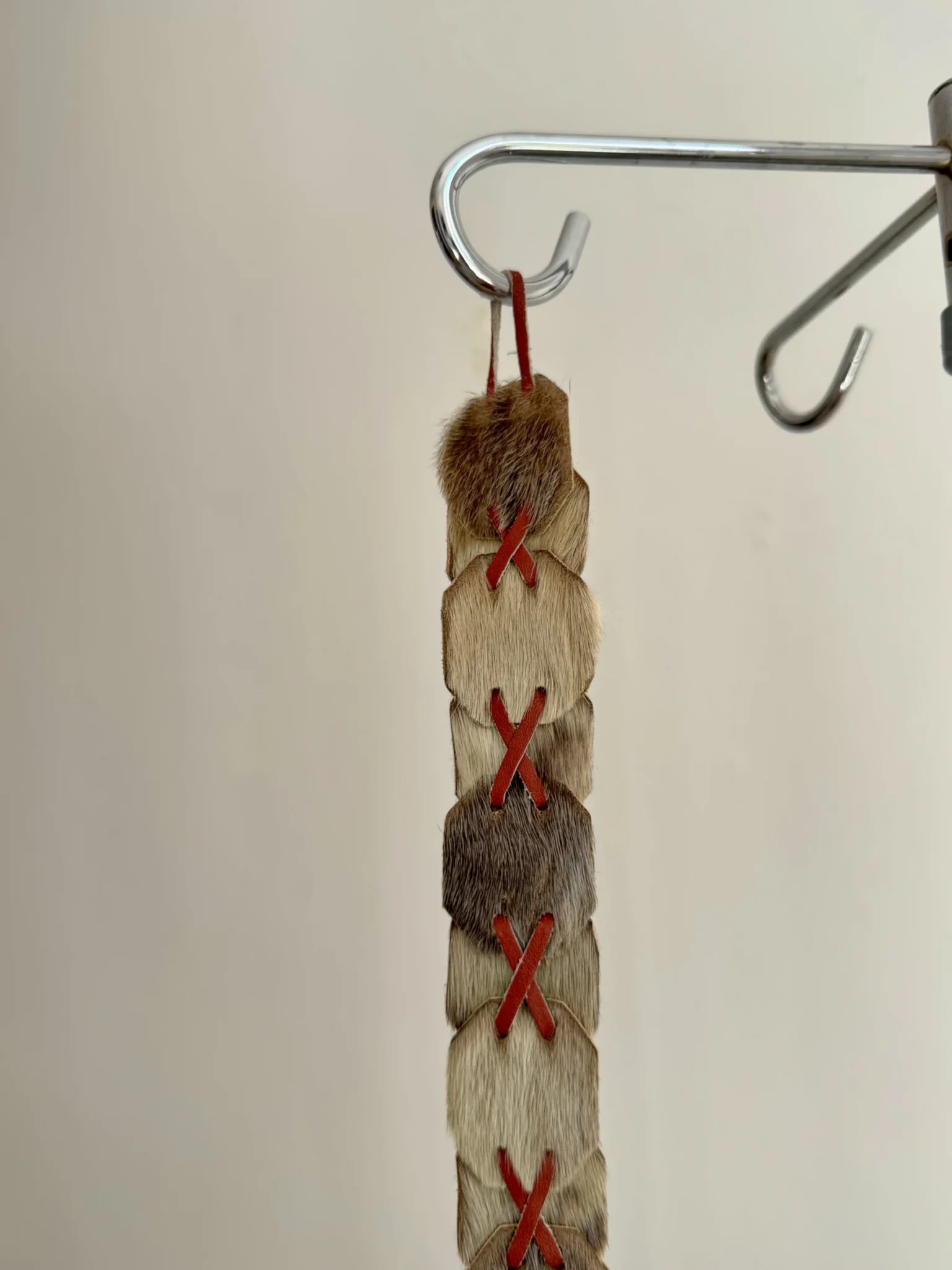 Image for Ceinture western vintage articulée en cuir et poil de veau brune et beige