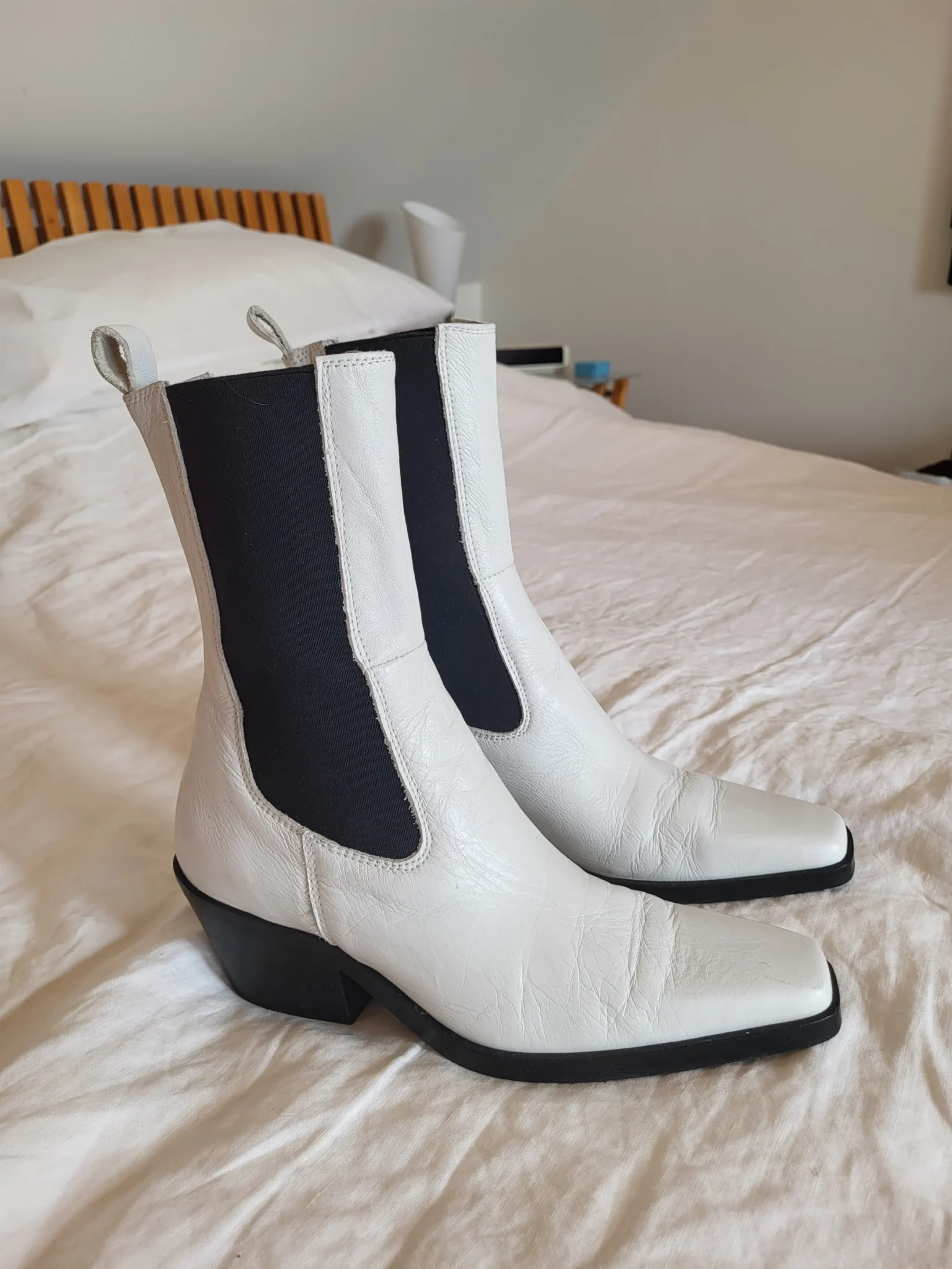Image for L’intervalle White Leather Square Toe Chelsea Boots Size 36 Made in Spain