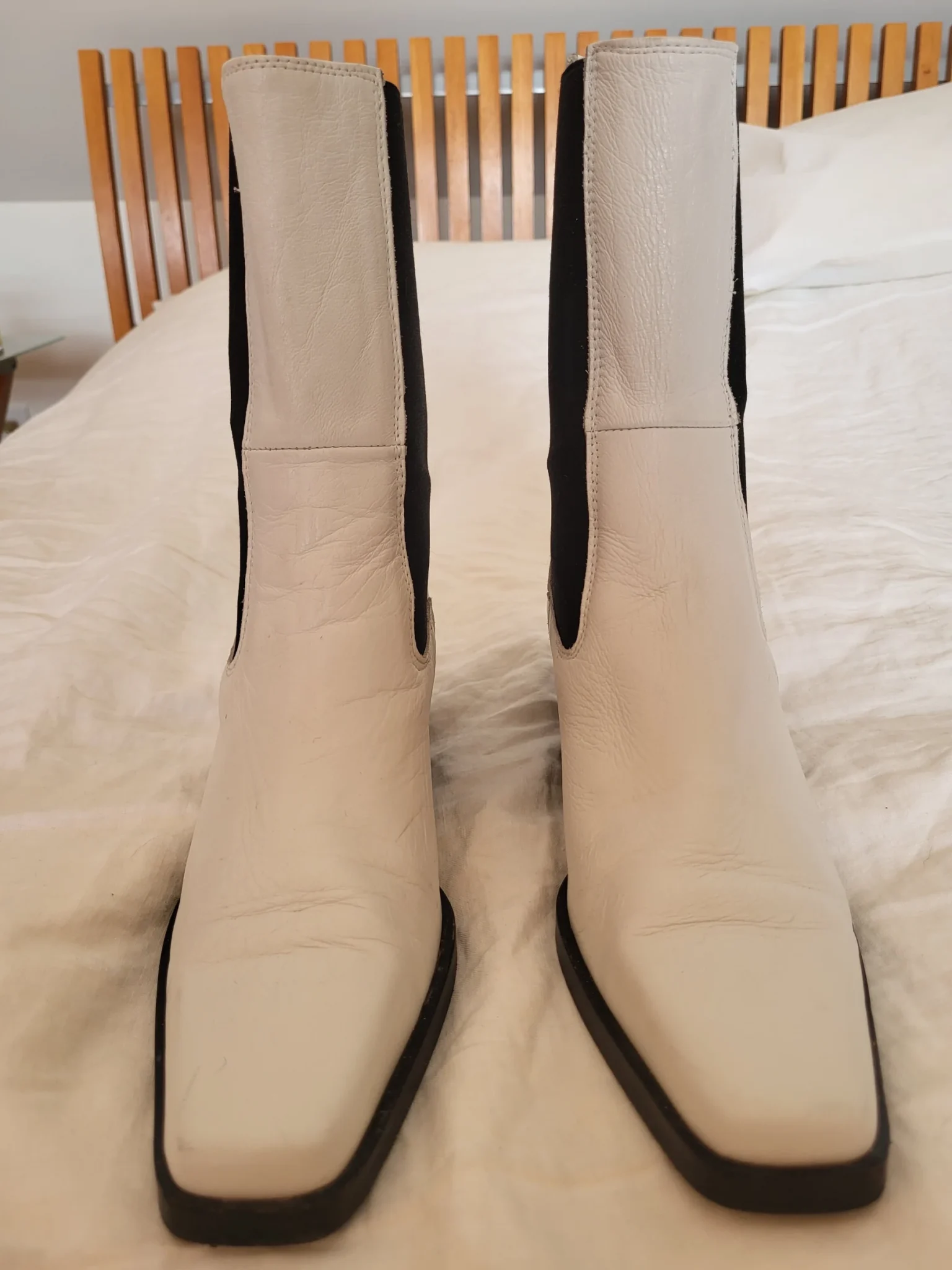 Image for L’intervalle White Leather Square Toe Chelsea Boots Size 36 Made in Spain