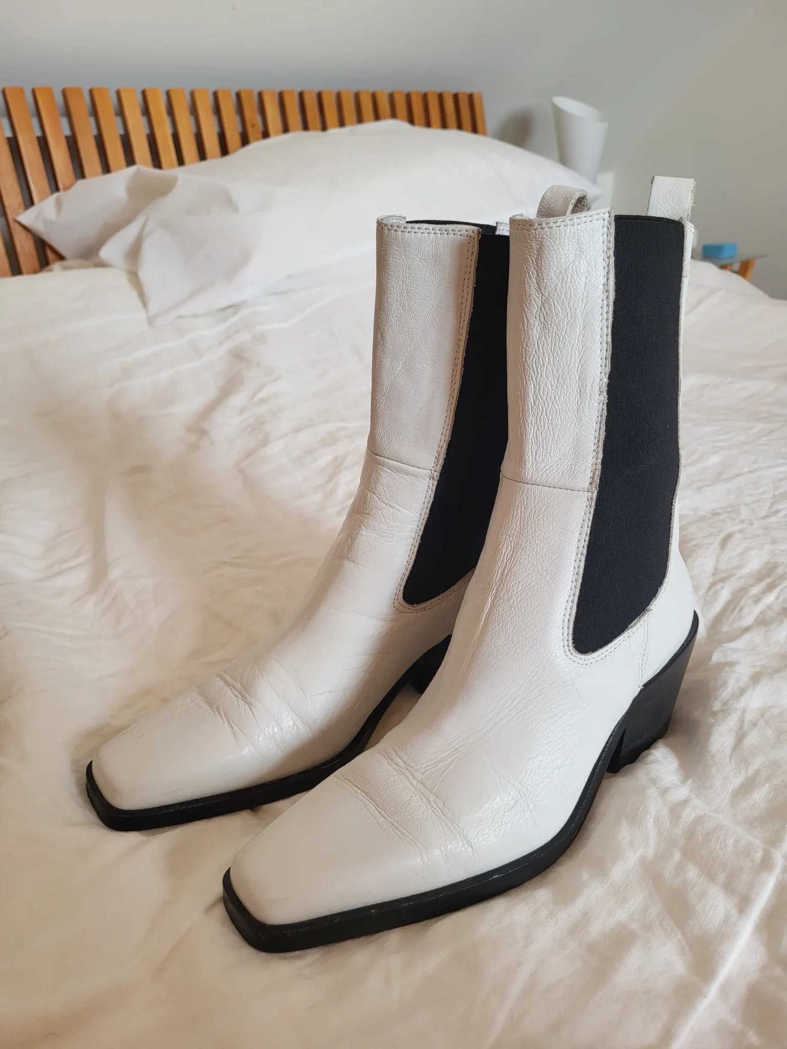 Image for L’intervalle White Leather Square Toe Chelsea Boots Size 36 Made in Spain