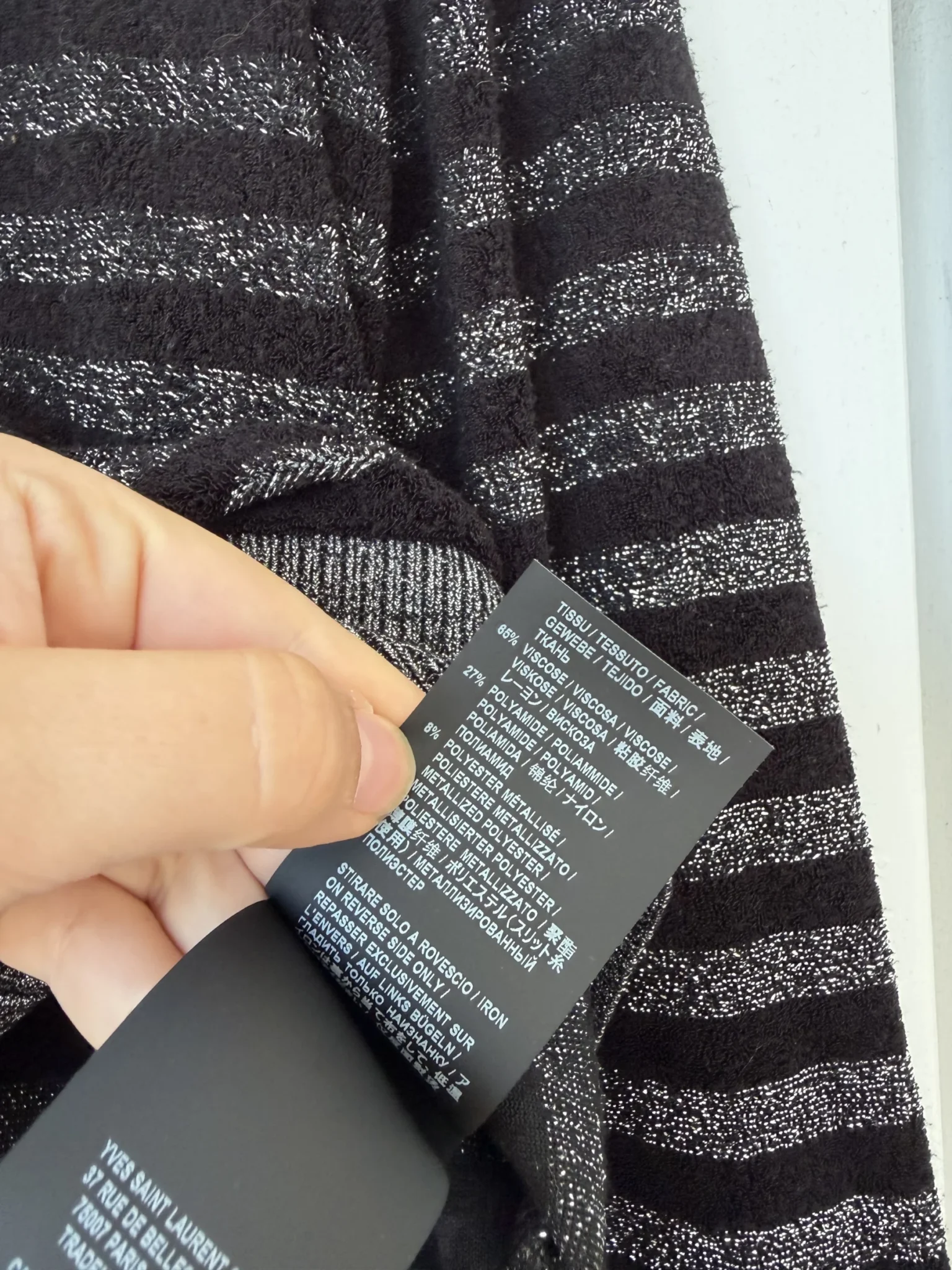 Image for Pull Saint Laurent Paris taille XS rayé noir et argenté