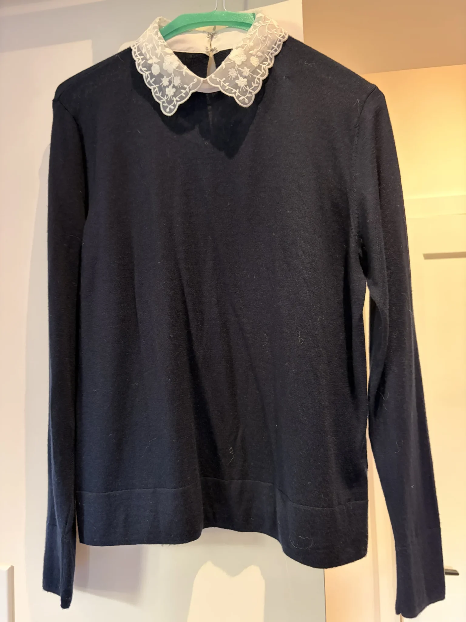 Image for Jumper with a lace collar