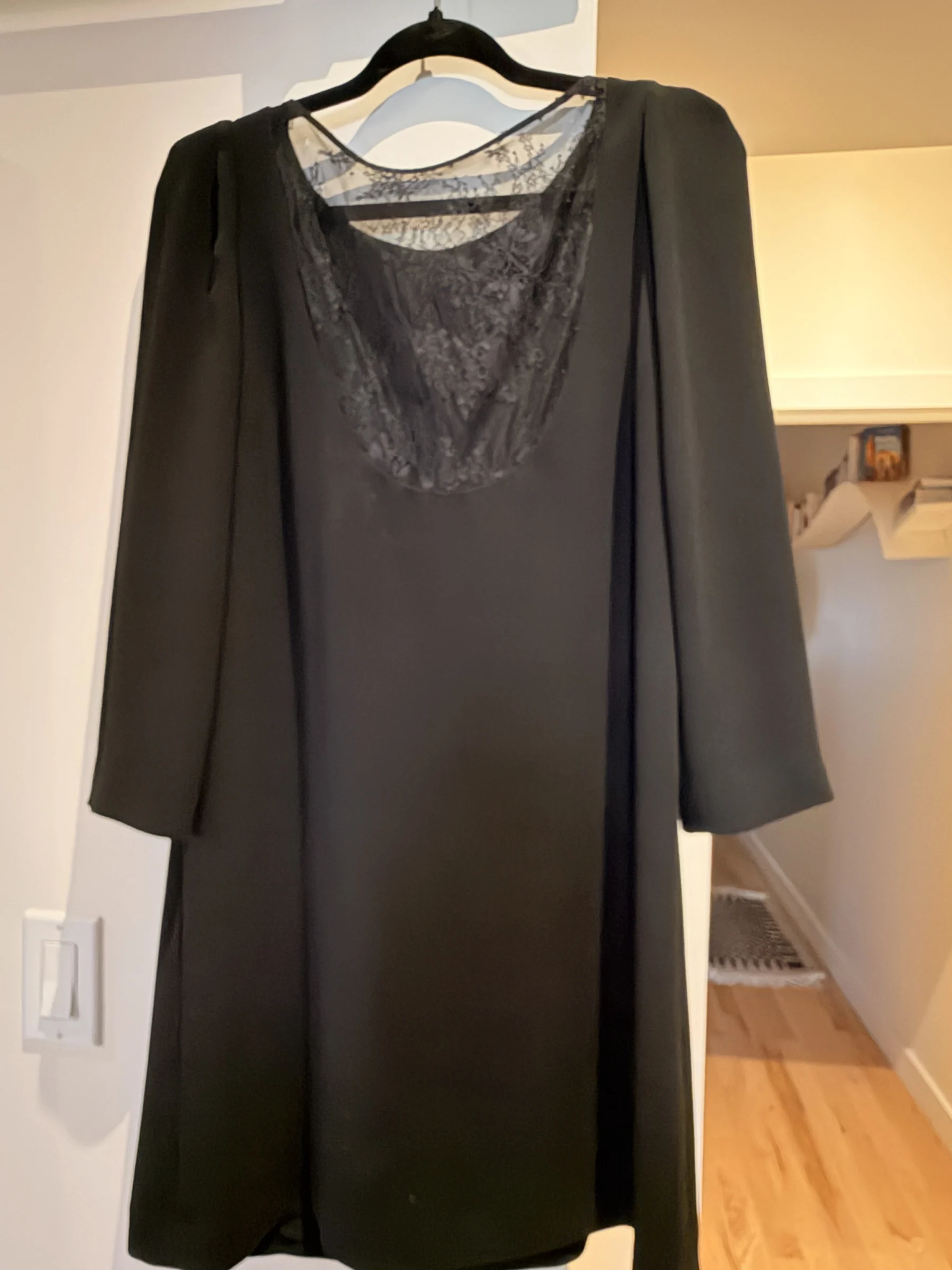 Black dress with lace - Claudie Pierlot Claudie Pierlot seconde main