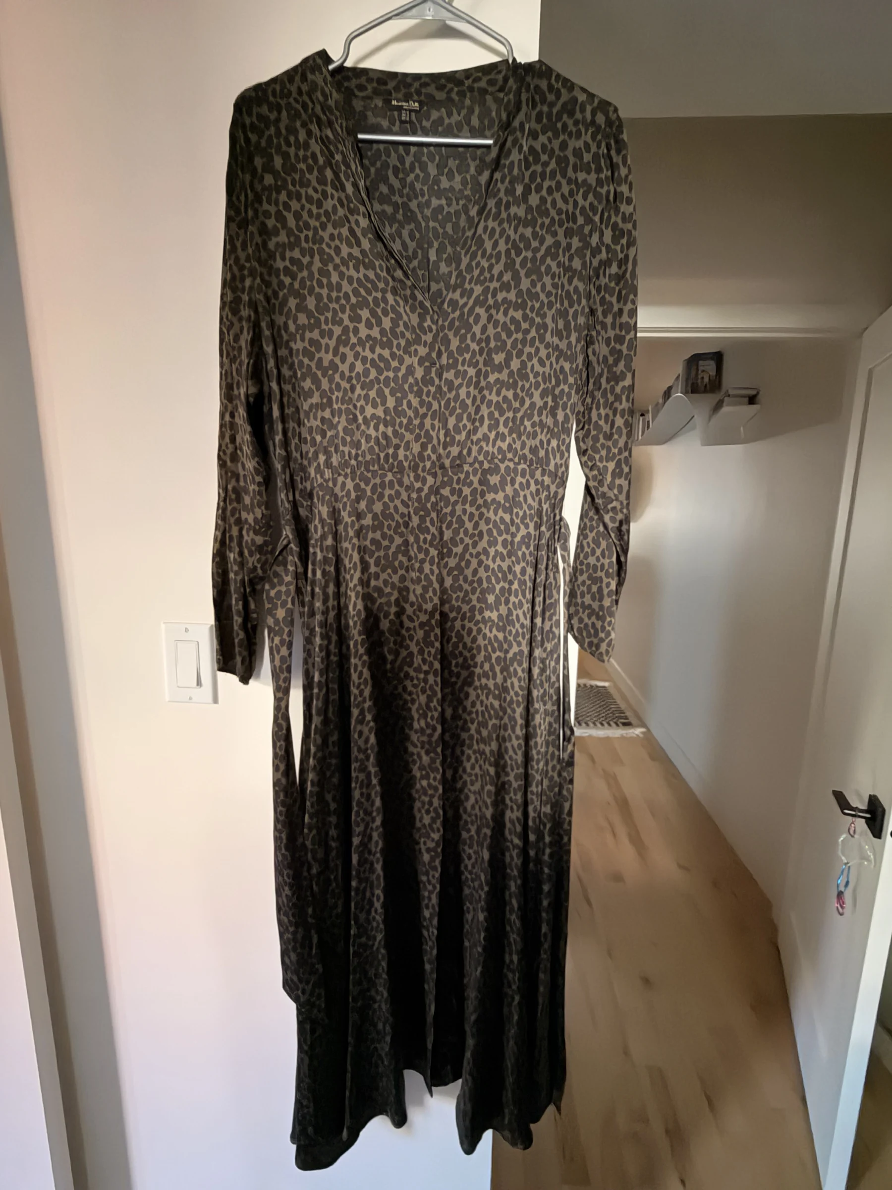 Mid-length leopard-print dress Massimo Dutti seconde main