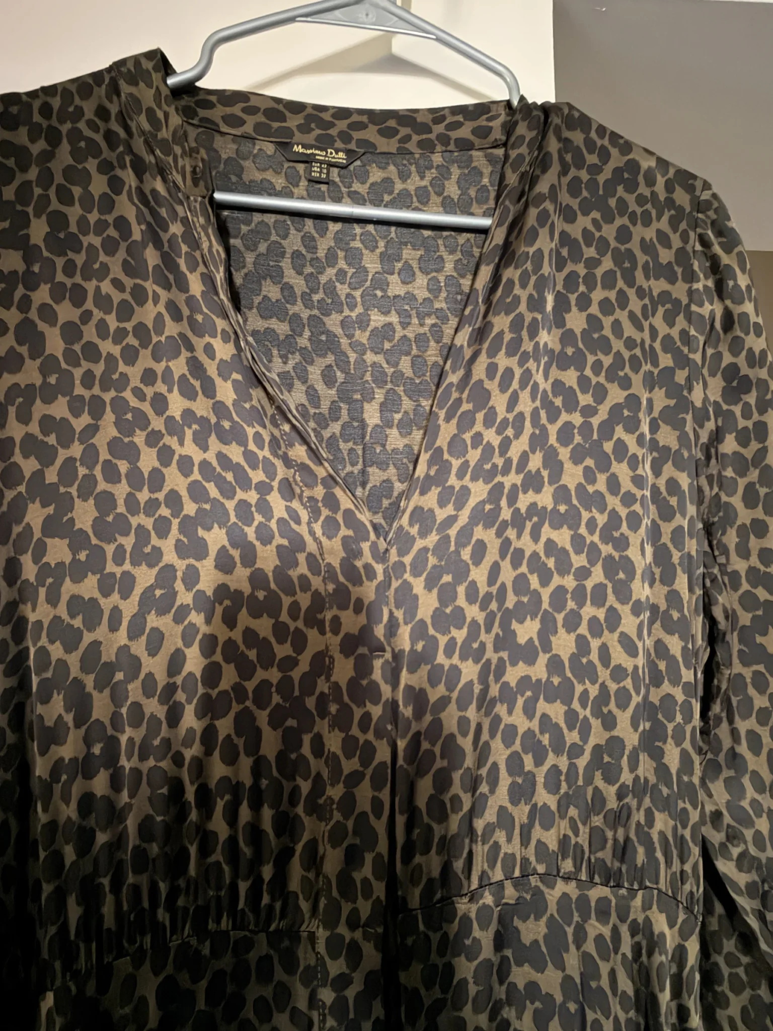 Image for Mid-length leopard-print dress