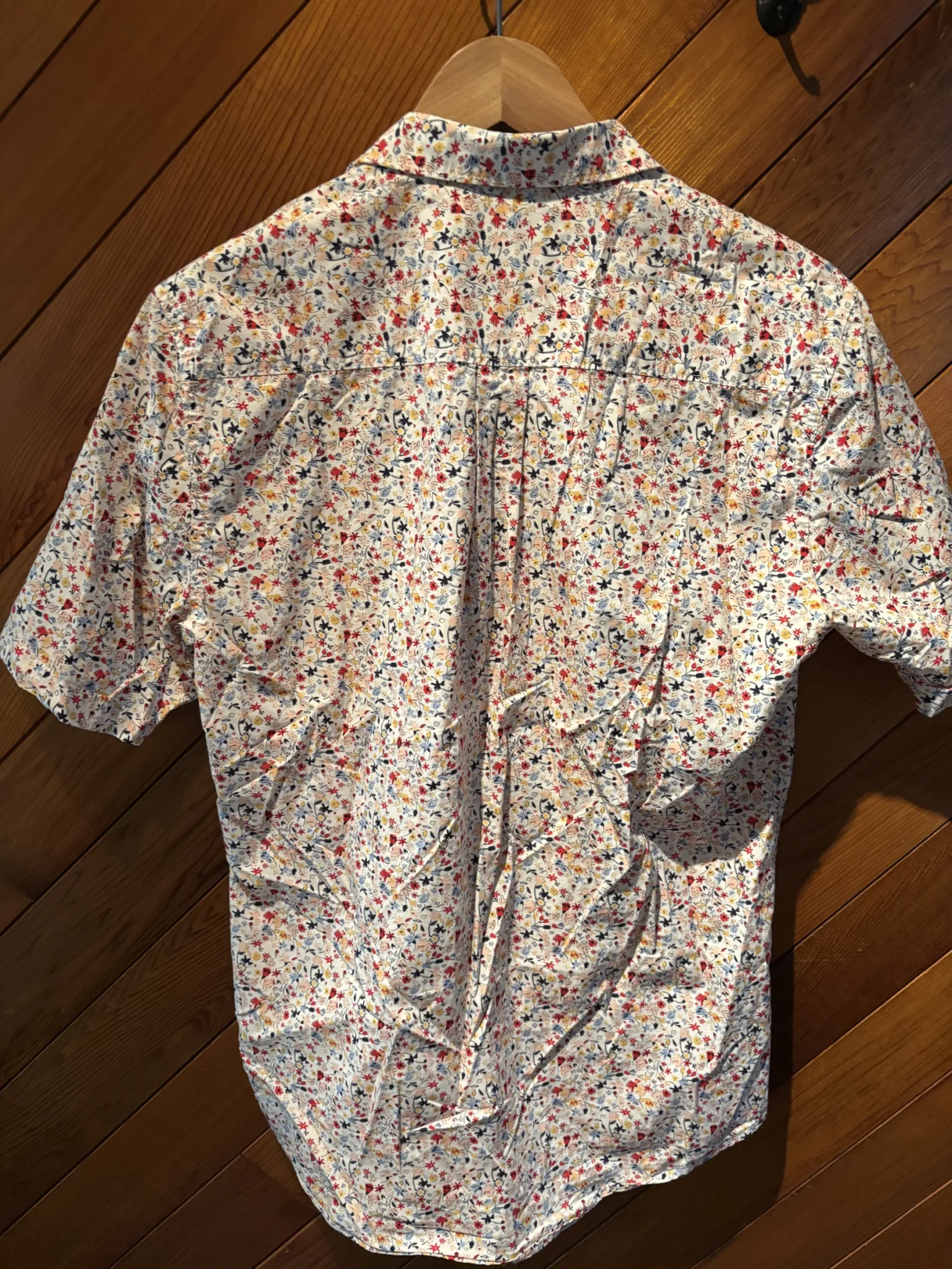 Image for Floral short-sleeved blouse
