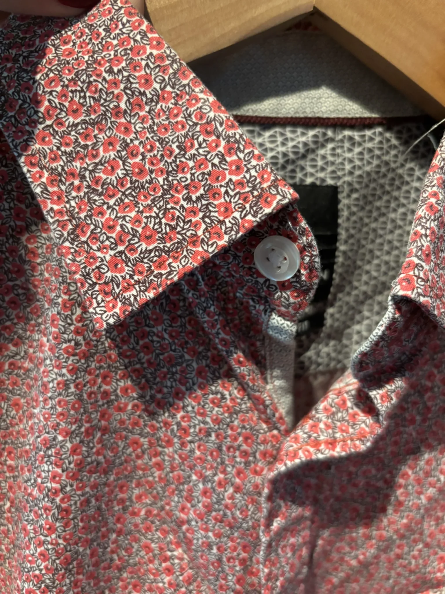 Image for Men’s floral shirt