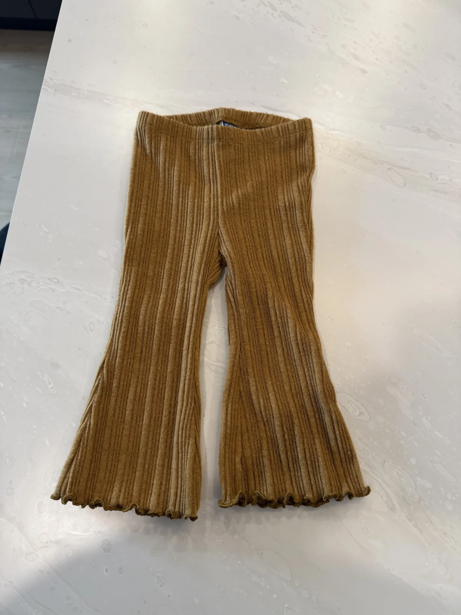 Featured image for Pantalons 18-24M Old Navy