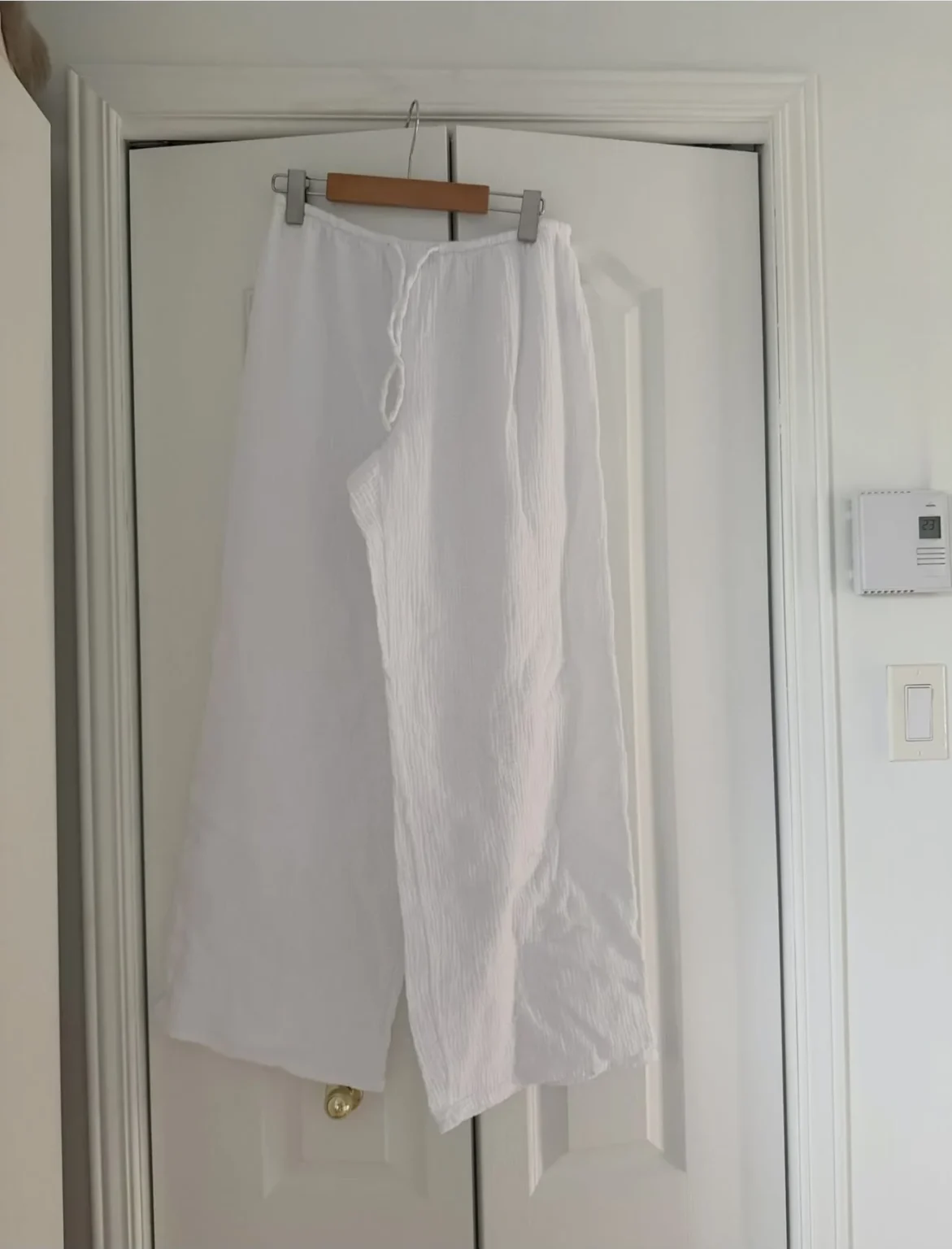Featured image for Pantalon femme medium