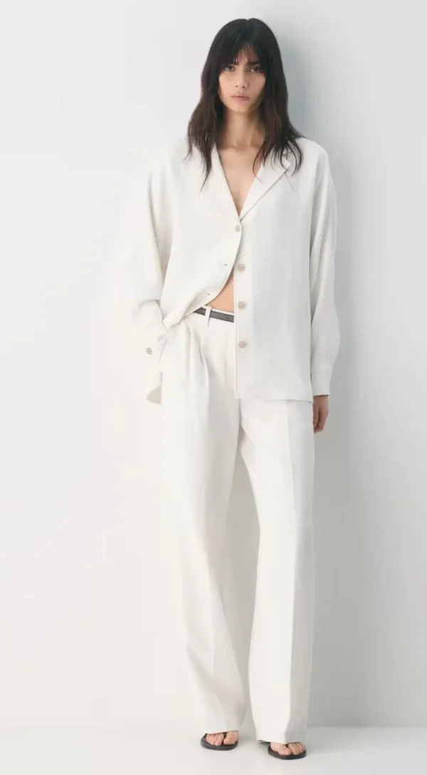 Featured image for Aritzia Freeform Shirt in cream