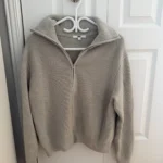 Featured thumbnail for Pull Uniqlo beige femme XLarge