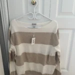 Featured thumbnail for Women’s medium-sized top, new