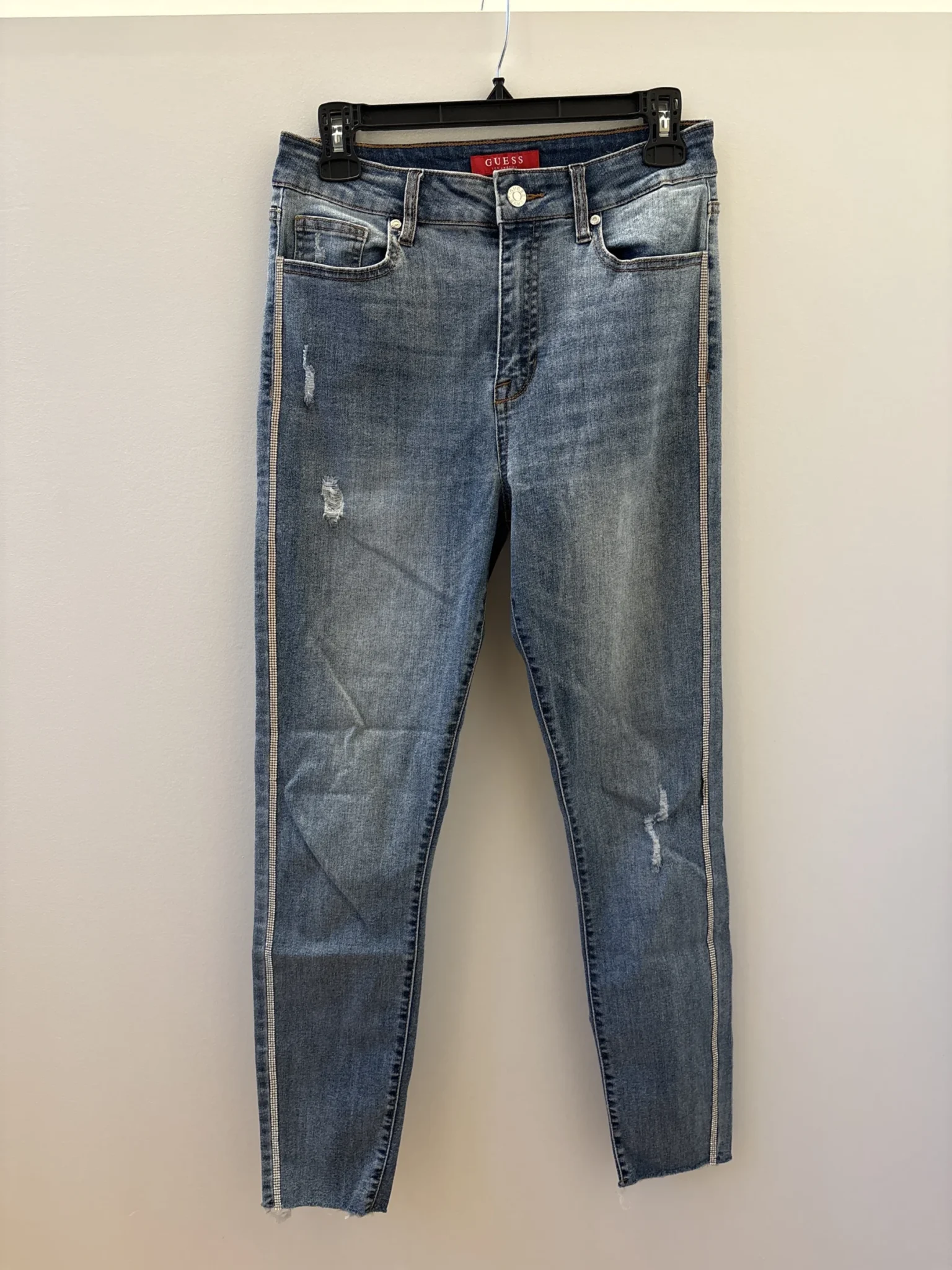 Featured image for Guess jeans