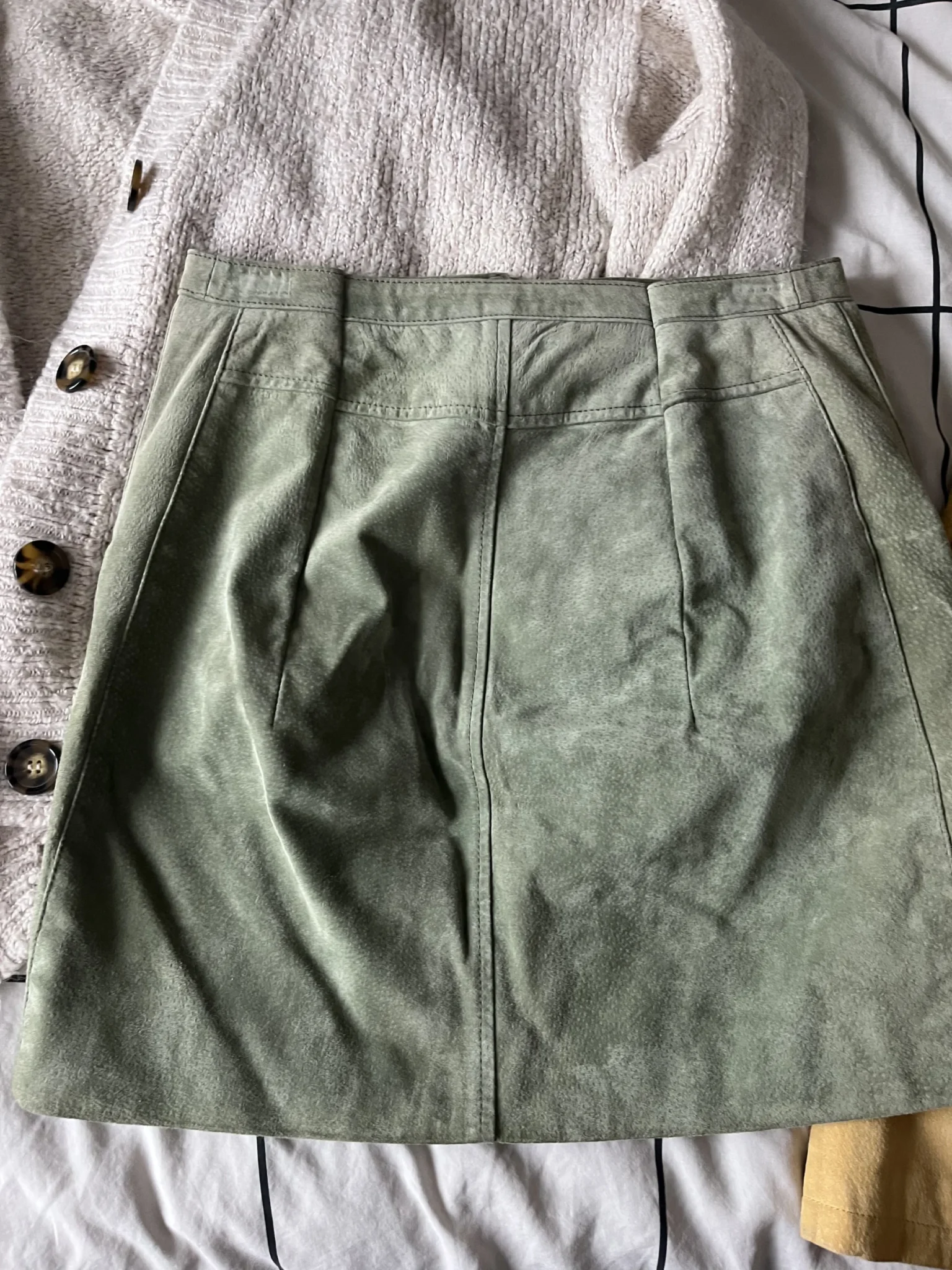 Image for Jupe verte suede véritable