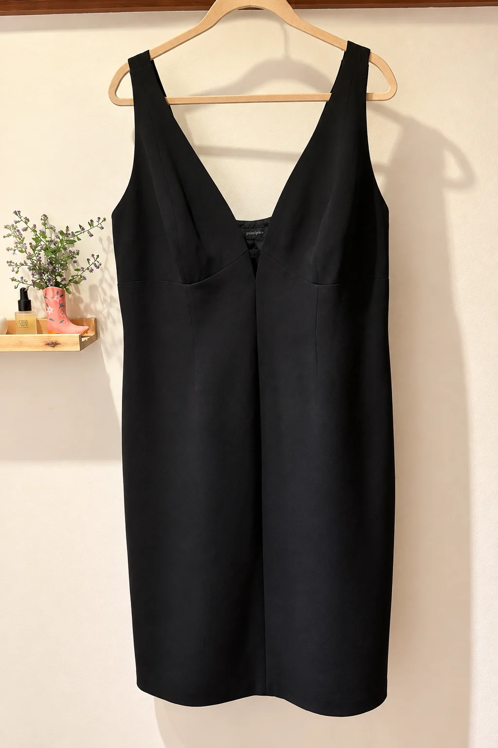 Principles | Black sleeveless dress with a V-neck – Size 20 / Euro 48 *Other seconde main
